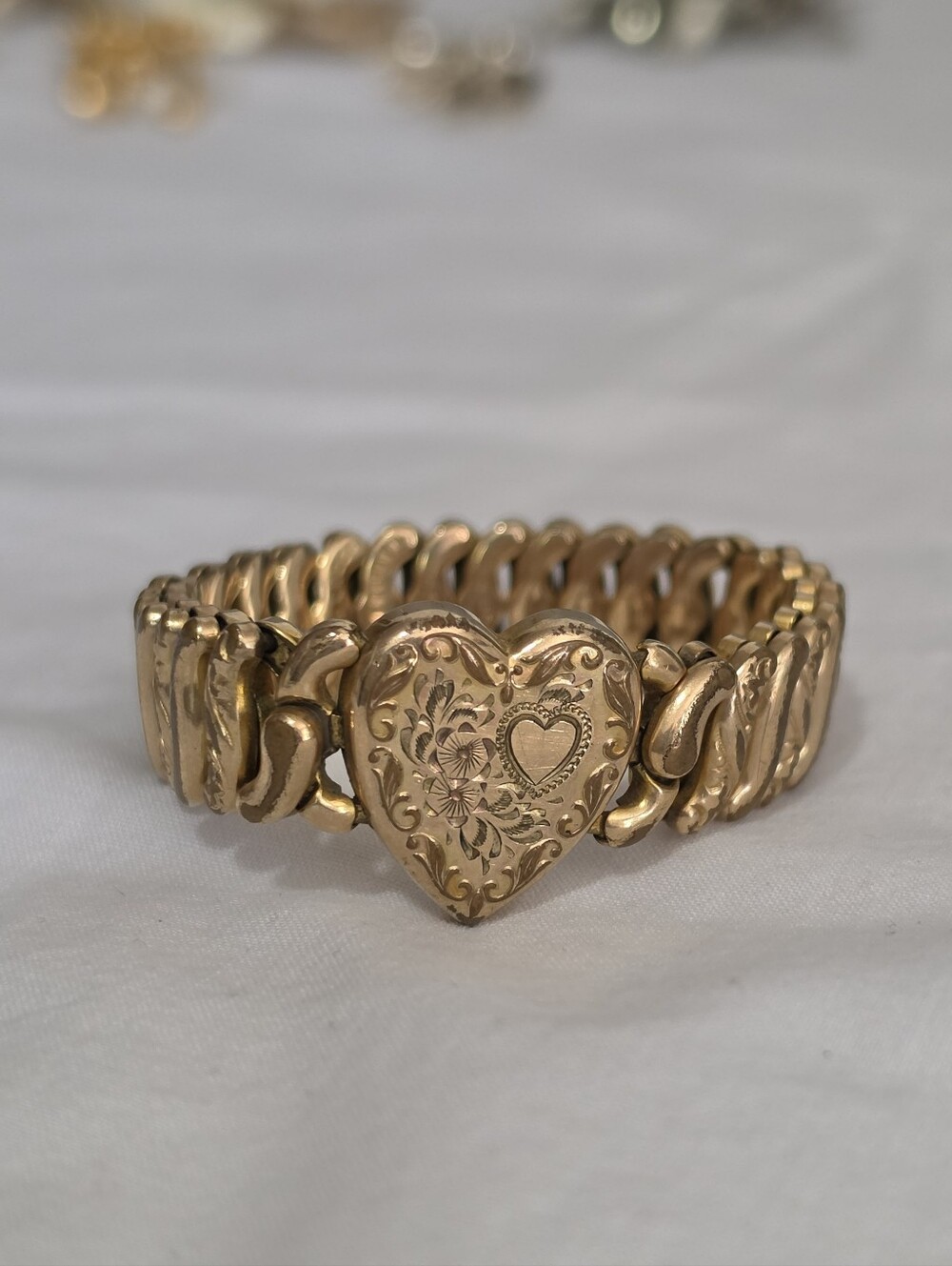 Vintage American Queen Pitman Keeler Sweetheart Bracelet FOR REPAIR
